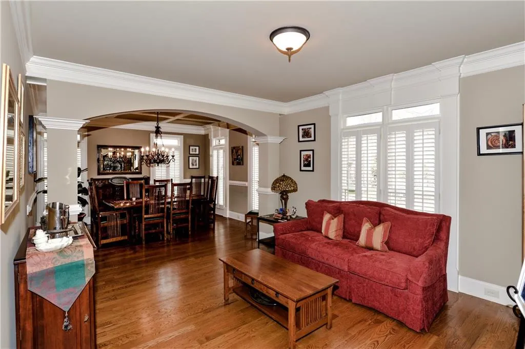 7967 Magnolia Square, Sandy Springs, Georgia 30350, 4 Bedrooms Bedrooms, ,4 BathroomsBathrooms,Residential,Sold,7967 Magnolia Square,5938317
