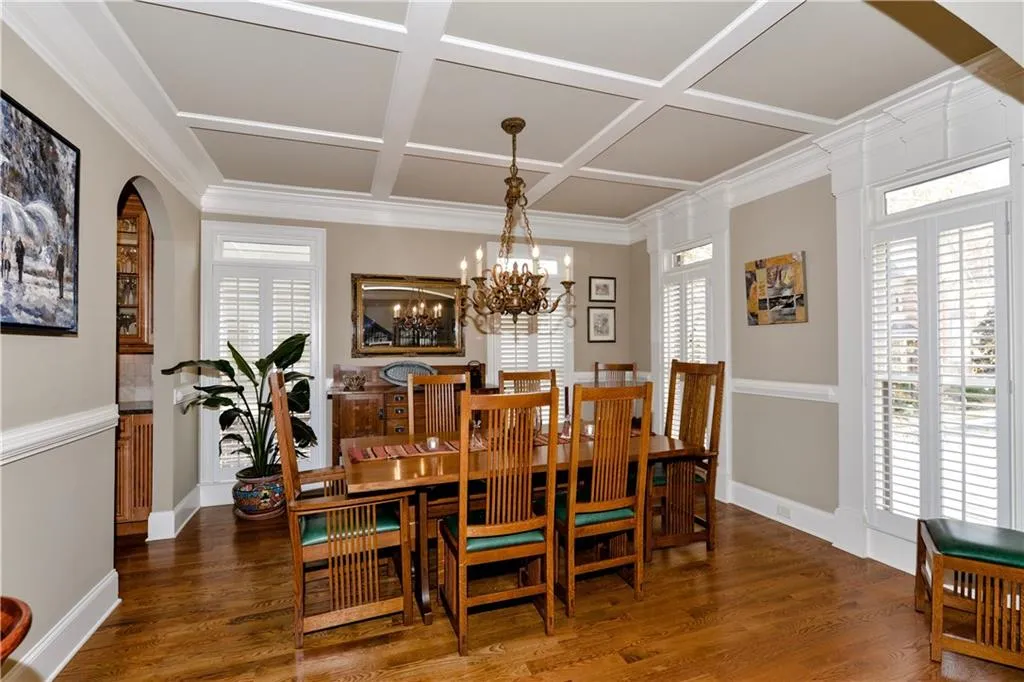 7967 Magnolia Square, Sandy Springs, Georgia 30350, 4 Bedrooms Bedrooms, ,4 BathroomsBathrooms,Residential,Sold,7967 Magnolia Square,5938317
