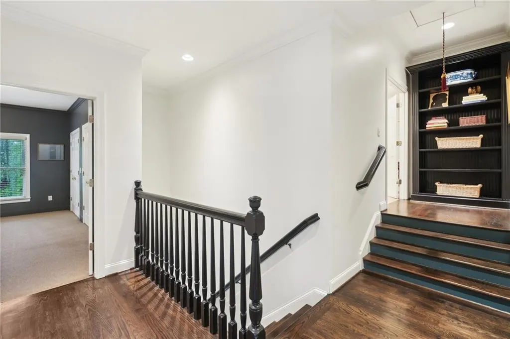 135 High Point Walk, Atlanta, Georgia 30342, 4 Bedrooms Bedrooms, ,3 BathroomsBathrooms,Residential,Sold,135 High Point Walk,7553473