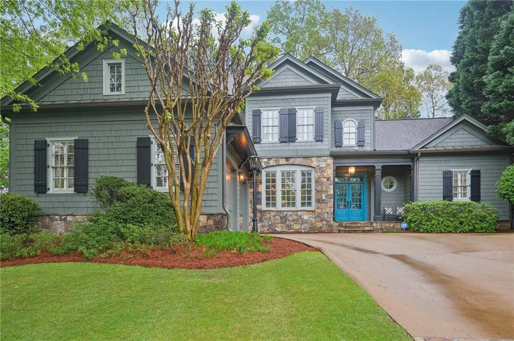 135 High Point Walk, Atlanta, Georgia 30342, 4 Bedrooms Bedrooms, ,3 BathroomsBathrooms,Residential,Sold,135 High Point Walk,7553473