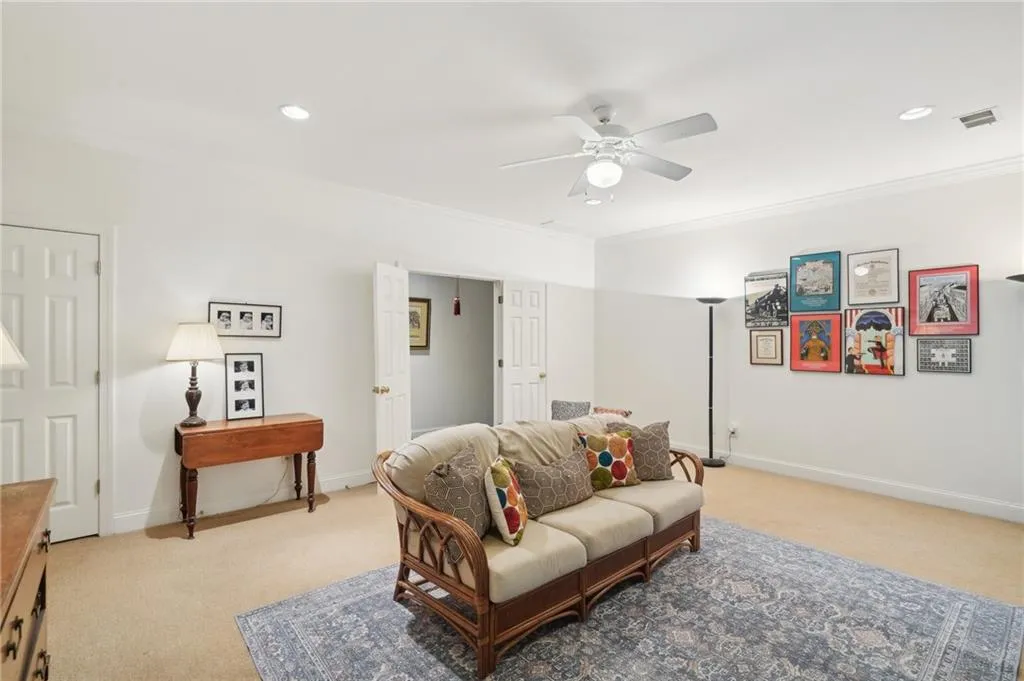 135 High Point Walk, Atlanta, Georgia 30342, 4 Bedrooms Bedrooms, ,3 BathroomsBathrooms,Residential,Sold,135 High Point Walk,7553473