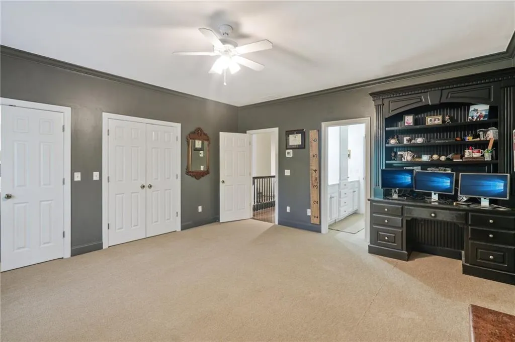 135 High Point Walk, Atlanta, Georgia 30342, 4 Bedrooms Bedrooms, ,3 BathroomsBathrooms,Residential,Sold,135 High Point Walk,7553473