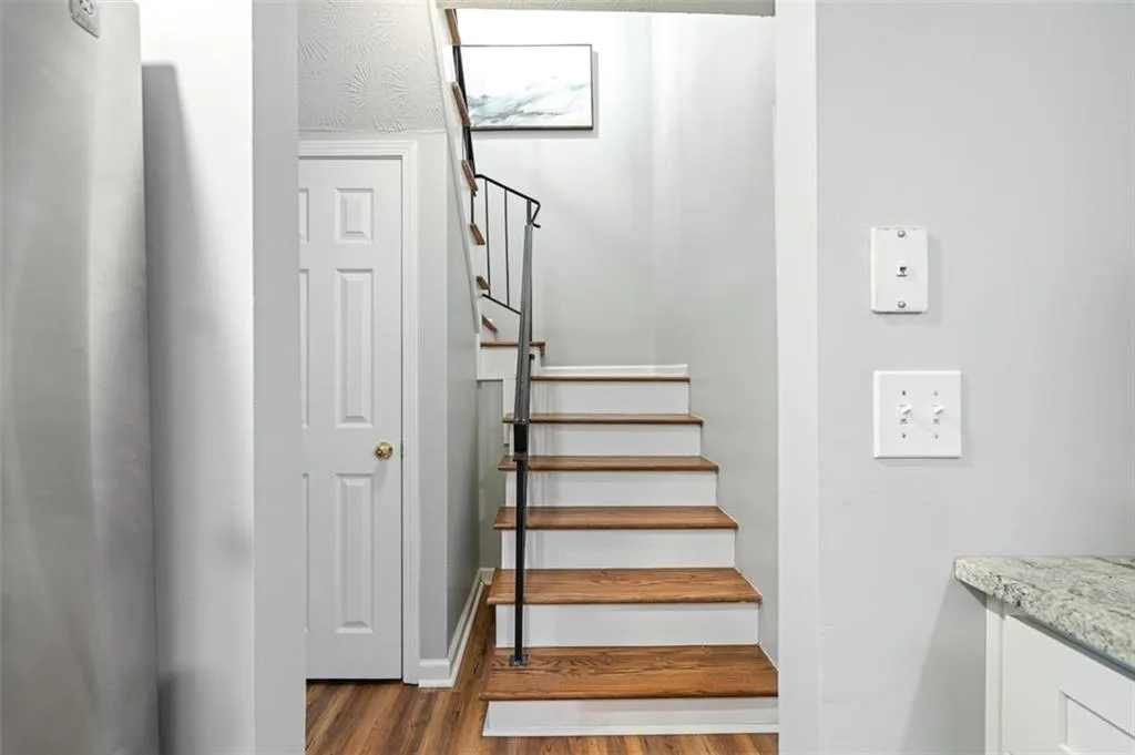 3663 Essex Avenue Unit 29, Atlanta, Georgia 30339, 3 Bedrooms Bedrooms, ,2 BathroomsBathrooms,Residential,For Sale,3663 Essex Avenue Unit 29,7579130