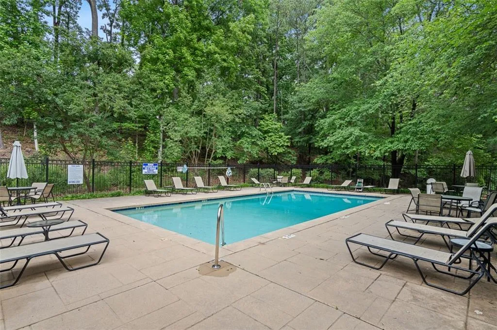 3663 Essex Avenue Unit 29, Atlanta, Georgia 30339, 3 Bedrooms Bedrooms, ,2 BathroomsBathrooms,Residential,For Sale,3663 Essex Avenue Unit 29,7579130