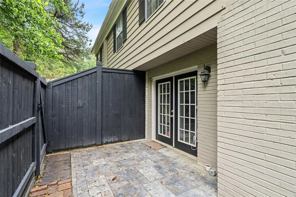 3663 Essex Avenue Unit 29, Atlanta, Georgia 30339, 3 Bedrooms Bedrooms, ,2 BathroomsBathrooms,Residential,For Sale,3663 Essex Avenue Unit 29,7579130