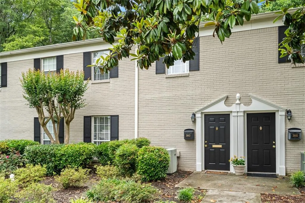 3663 Essex Avenue Unit 29, Atlanta, Georgia 30339, 3 Bedrooms Bedrooms, ,2 BathroomsBathrooms,Residential,For Sale,3663 Essex Avenue Unit 29,7579130