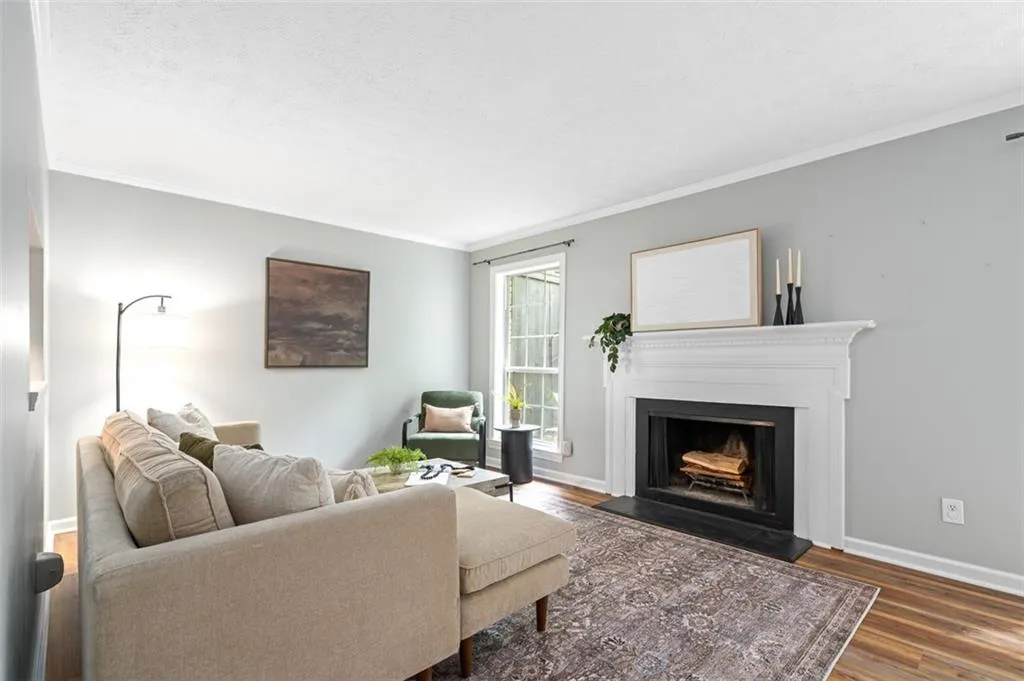 3663 Essex Avenue Unit 29, Atlanta, Georgia 30339, 3 Bedrooms Bedrooms, ,2 BathroomsBathrooms,Residential,For Sale,3663 Essex Avenue Unit 29,7579130