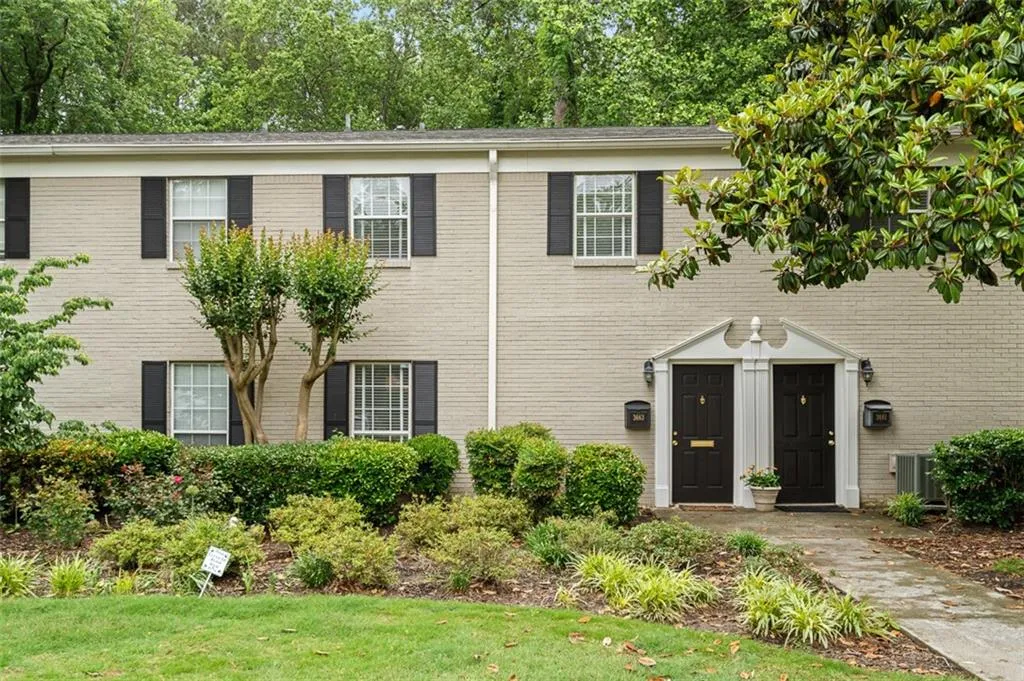 3663 Essex Avenue Unit 29, Atlanta, Georgia 30339, 3 Bedrooms Bedrooms, ,2 BathroomsBathrooms,Residential,For Sale,3663 Essex Avenue Unit 29,7579130