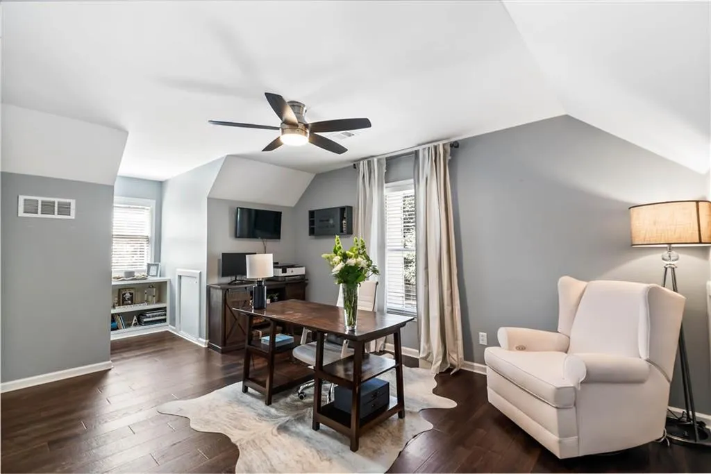 396 Carolwood Lane, Atlanta, Georgia 30342, 3 Bedrooms Bedrooms, ,2 BathroomsBathrooms,Residential,Sold,396 Carolwood Lane,7027359