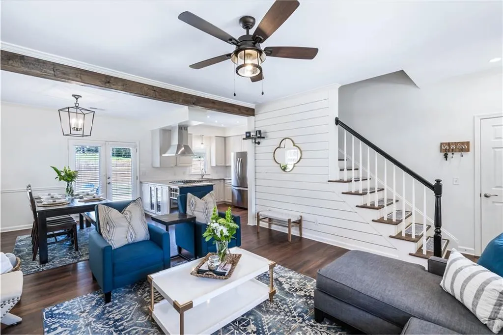 396 Carolwood Lane, Atlanta, Georgia 30342, 3 Bedrooms Bedrooms, ,2 BathroomsBathrooms,Residential,Sold,396 Carolwood Lane,7027359