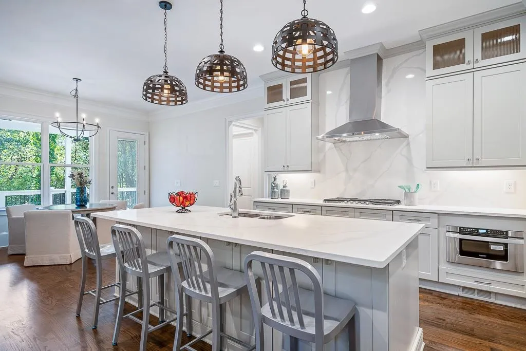 6575 Bridgewood Valley Road, Sandy Springs, Georgia 30328, 5 Bedrooms Bedrooms, ,5 BathroomsBathrooms,Residential,Sold,6575 Bridgewood Valley Road,6608310