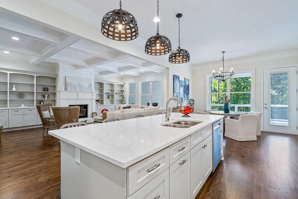 6575 Bridgewood Valley Road, Sandy Springs, Georgia 30328, 5 Bedrooms Bedrooms, ,5 BathroomsBathrooms,Residential,Sold,6575 Bridgewood Valley Road,6608310