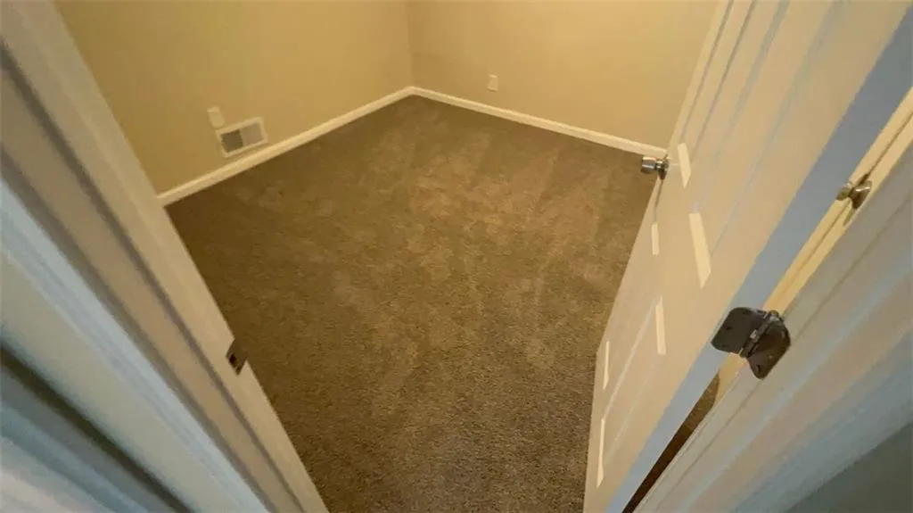2702 Loghaven Drive Nw, Atlanta, Georgia 30318, 4 Bedrooms Bedrooms, ,2 BathroomsBathrooms,Residential,For Sale,2702 Loghaven Drive Nw,7615682
