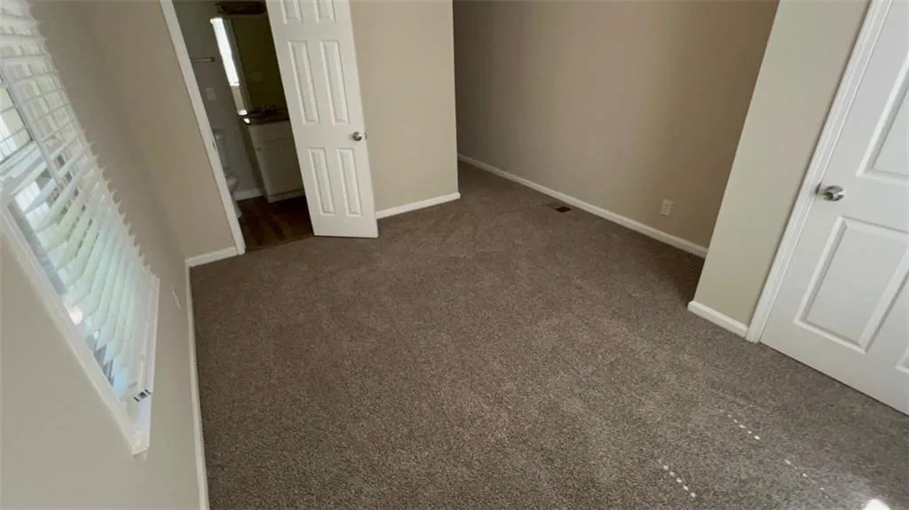 2702 Loghaven Drive Nw, Atlanta, Georgia 30318, 4 Bedrooms Bedrooms, ,2 BathroomsBathrooms,Residential,For Sale,2702 Loghaven Drive Nw,7615682