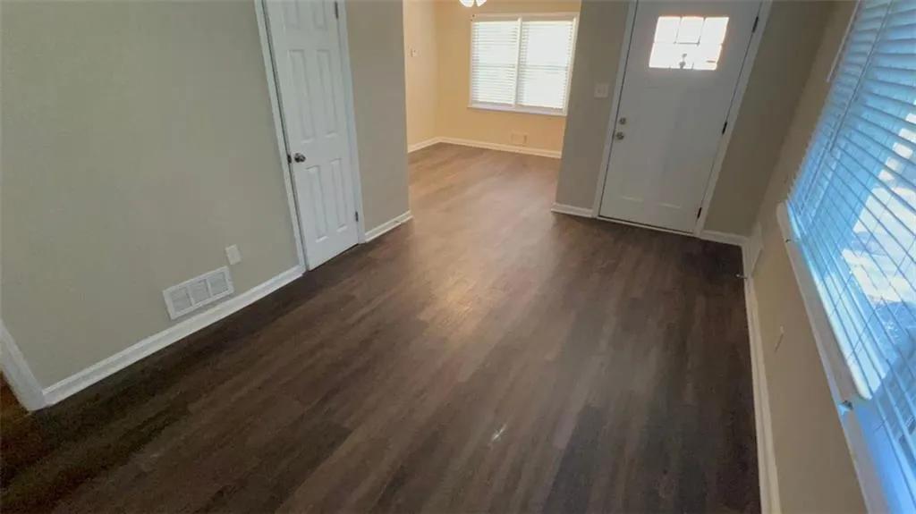 2702 Loghaven Drive Nw, Atlanta, Georgia 30318, 4 Bedrooms Bedrooms, ,2 BathroomsBathrooms,Residential,For Sale,2702 Loghaven Drive Nw,7615682
