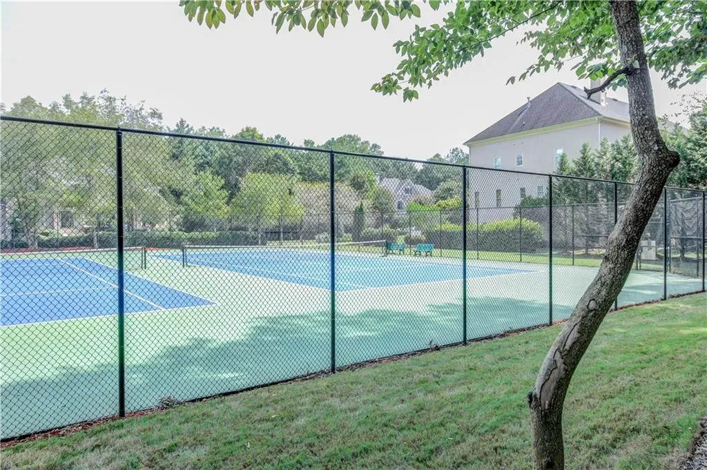 100 Strauss Lane, Atlanta, Georgia 30350, 7 Bedrooms Bedrooms, ,7 BathroomsBathrooms,Residential,Sold,100 Strauss Lane,5847940