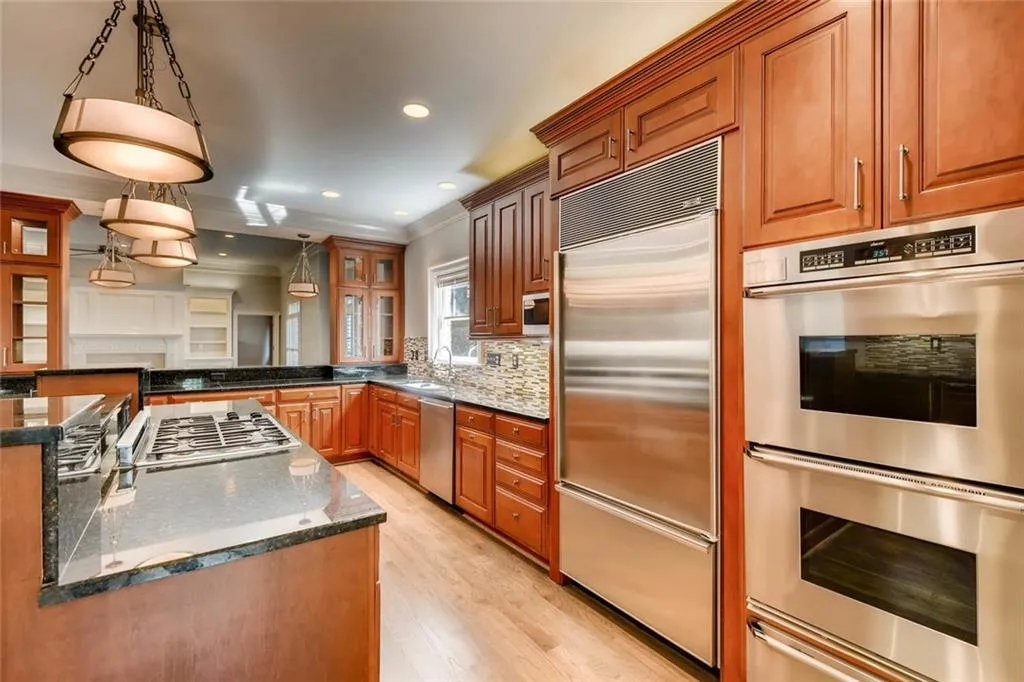 100 Strauss Lane, Atlanta, Georgia 30350, 7 Bedrooms Bedrooms, ,7 BathroomsBathrooms,Residential,Sold,100 Strauss Lane,5847940