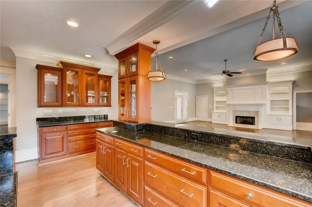 100 Strauss Lane, Atlanta, Georgia 30350, 7 Bedrooms Bedrooms, ,7 BathroomsBathrooms,Residential,Sold,100 Strauss Lane,5847940