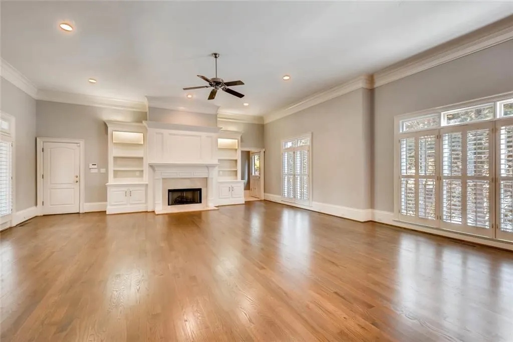 100 Strauss Lane, Atlanta, Georgia 30350, 7 Bedrooms Bedrooms, ,7 BathroomsBathrooms,Residential,Sold,100 Strauss Lane,5847940