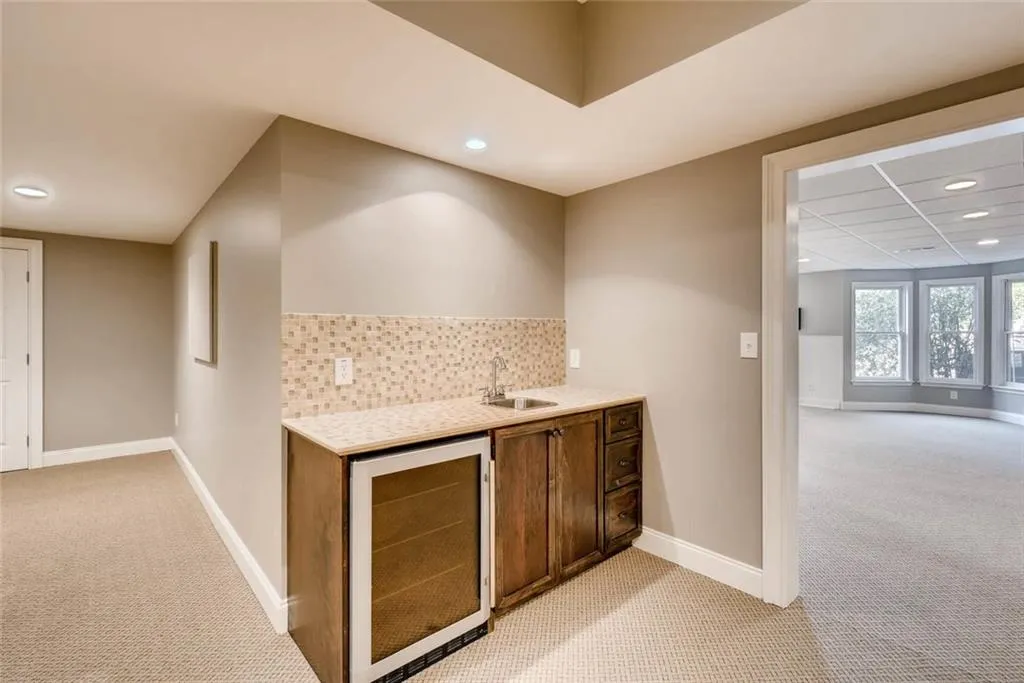 100 Strauss Lane, Atlanta, Georgia 30350, 7 Bedrooms Bedrooms, ,7 BathroomsBathrooms,Residential,Sold,100 Strauss Lane,5847940