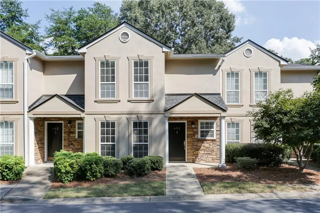 403 Masons Creek Circle, Sandy Springs, Georgia 30350, 2 Bedrooms Bedrooms, ,2 BathroomsBathrooms,Residential,Sold,403 Masons Creek Circle,6616562