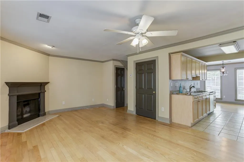 403 Masons Creek Circle, Sandy Springs, Georgia 30350, 2 Bedrooms Bedrooms, ,2 BathroomsBathrooms,Residential,Sold,403 Masons Creek Circle,6616562