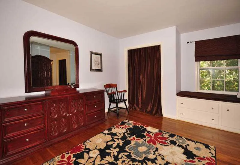 520 Bridgewater Drive Nw, Atlanta, Georgia 30328, 5 Bedrooms Bedrooms, ,3 BathroomsBathrooms,Residential,Sold,520 Bridgewater Drive Nw,4297526