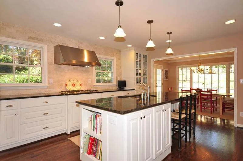 520 Bridgewater Drive Nw, Atlanta, Georgia 30328, 5 Bedrooms Bedrooms, ,3 BathroomsBathrooms,Residential,Sold,520 Bridgewater Drive Nw,4297526