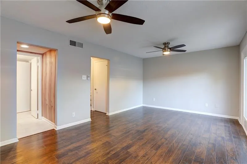 7360 Cardigan Circle, Sandy Springs, Georgia 30328, 3 Bedrooms Bedrooms, ,3 BathroomsBathrooms,Residential,Sold,7360 Cardigan Circle,6635916