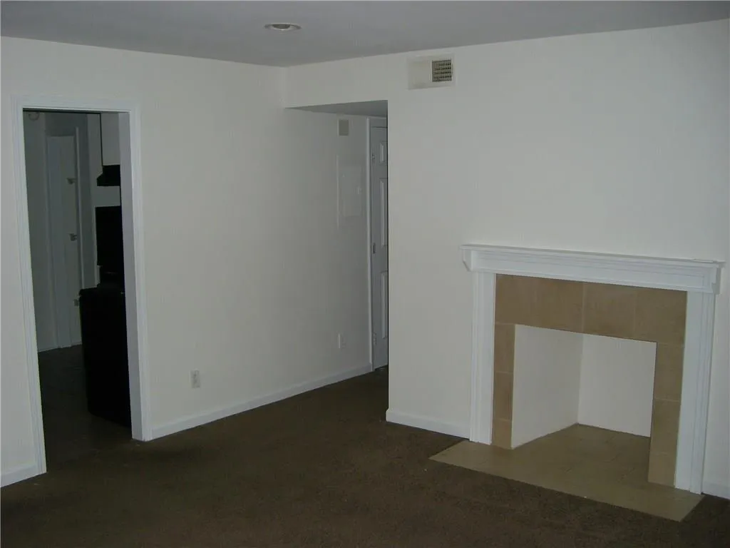 355 Winding River Drive Unit F, Sandy Springs, Georgia 30350, 3 Bedrooms Bedrooms, ,2 BathroomsBathrooms,Residential,Sold,355 Winding River Drive Unit F,5650521