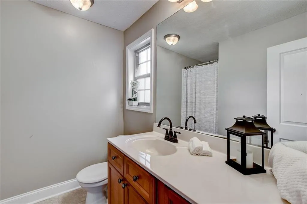 750 Dalrymple Road Unit A2, Atlanta, Georgia 30328, 2 Bedrooms Bedrooms, ,2 BathroomsBathrooms,Residential,Sold,750 Dalrymple Road Unit A2,6951055