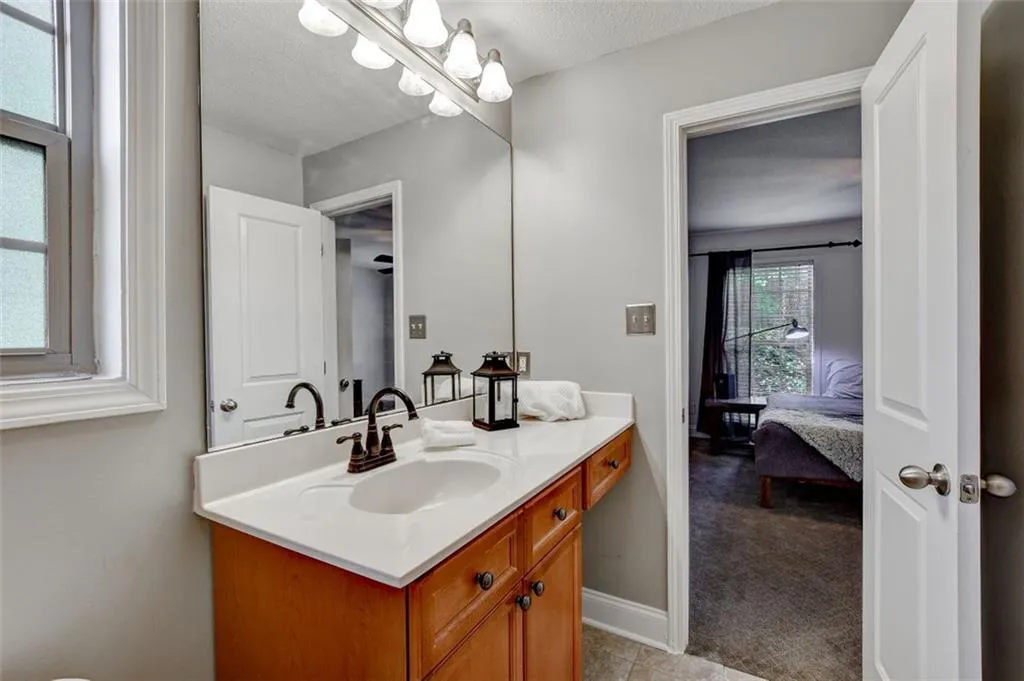 750 Dalrymple Road Unit A2, Atlanta, Georgia 30328, 2 Bedrooms Bedrooms, ,2 BathroomsBathrooms,Residential,Sold,750 Dalrymple Road Unit A2,6951055