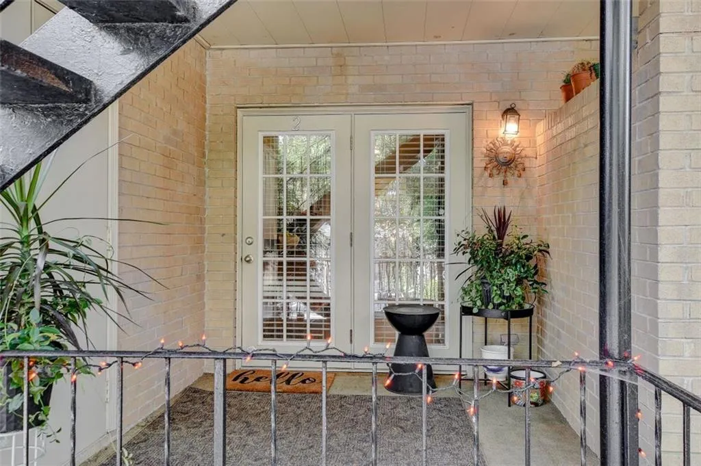 750 Dalrymple Road Unit A2, Atlanta, Georgia 30328, 2 Bedrooms Bedrooms, ,2 BathroomsBathrooms,Residential,Sold,750 Dalrymple Road Unit A2,6951055