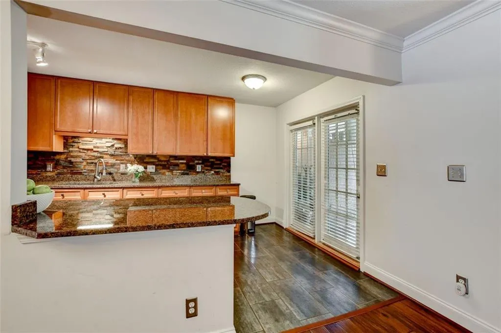 750 Dalrymple Road Unit A2, Atlanta, Georgia 30328, 2 Bedrooms Bedrooms, ,2 BathroomsBathrooms,Residential,Sold,750 Dalrymple Road Unit A2,6951055