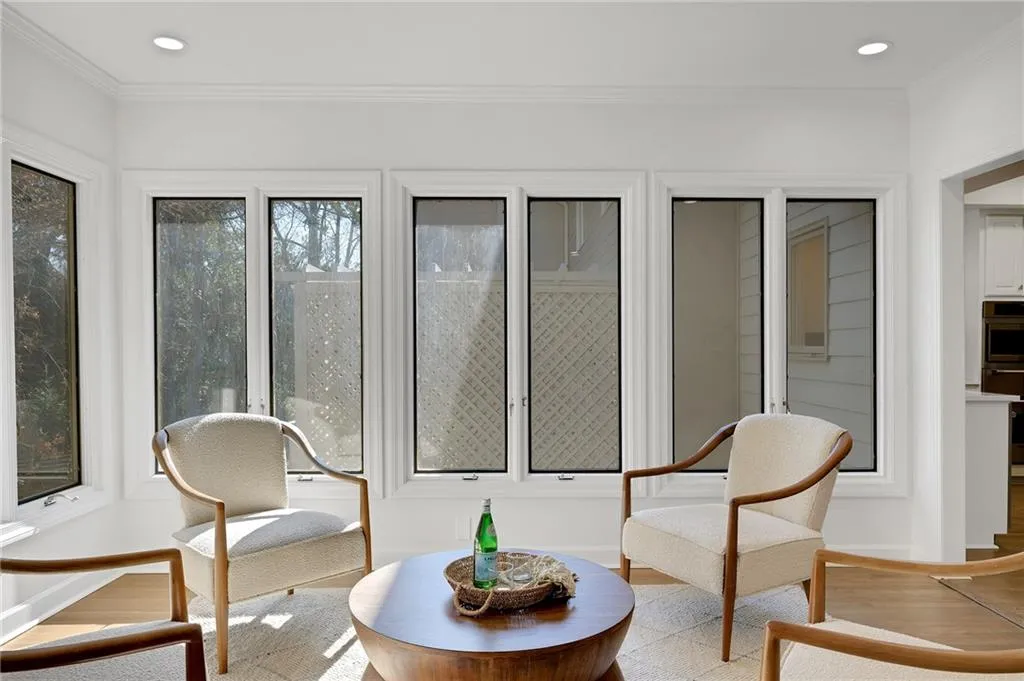 52 Paces West Drive Nw, Atlanta, Georgia 30327, 3 Bedrooms Bedrooms, 0 ,2 BathroomsBathrooms,Residential,For Sale,52 Paces West Drive Nw,7688150