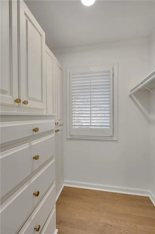 52 Paces West Drive Nw, Atlanta, Georgia 30327, 3 Bedrooms Bedrooms, 0 ,2 BathroomsBathrooms,Residential,For Sale,52 Paces West Drive Nw,7688150