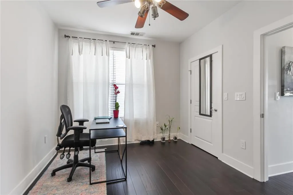 799 Hammond Drive Ne Unit 329, Sandy Springs, Georgia 30328, 2 Bedrooms Bedrooms, ,2 BathroomsBathrooms,Residential,Sold,799 Hammond Drive Ne Unit 329,6933071