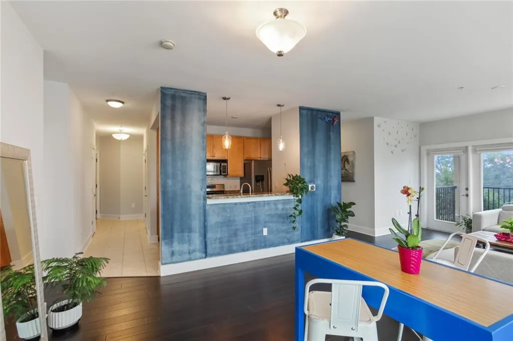 799 Hammond Drive Ne Unit 329, Sandy Springs, Georgia 30328, 2 Bedrooms Bedrooms, ,2 BathroomsBathrooms,Residential,Sold,799 Hammond Drive Ne Unit 329,6933071