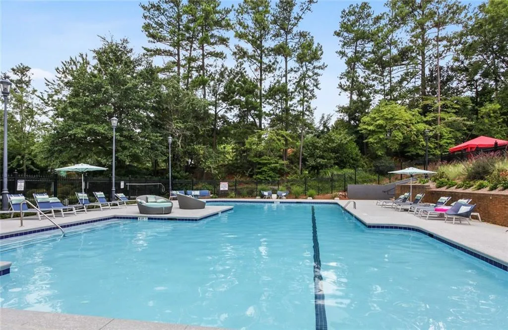 799 Hammond Drive Ne Unit 329, Sandy Springs, Georgia 30328, 2 Bedrooms Bedrooms, ,2 BathroomsBathrooms,Residential,Sold,799 Hammond Drive Ne Unit 329,6933071