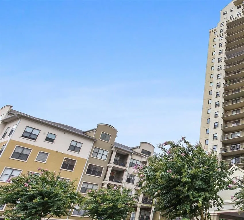 799 Hammond Drive Ne Unit 329, Sandy Springs, Georgia 30328, 2 Bedrooms Bedrooms, ,2 BathroomsBathrooms,Residential,Sold,799 Hammond Drive Ne Unit 329,6933071