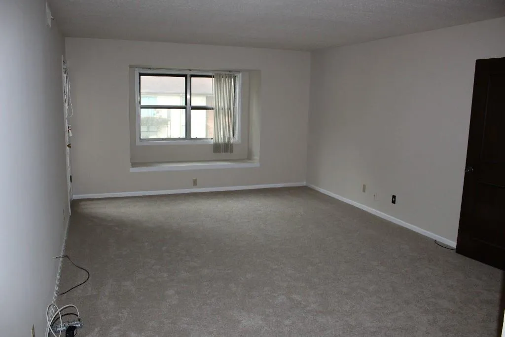 6851 Roswell Road Unit N17, Sandy Springs, Georgia 30328, 3 Bedrooms Bedrooms, ,2 BathroomsBathrooms,Residential,Sold,6851 Roswell Road Unit N17,5570837