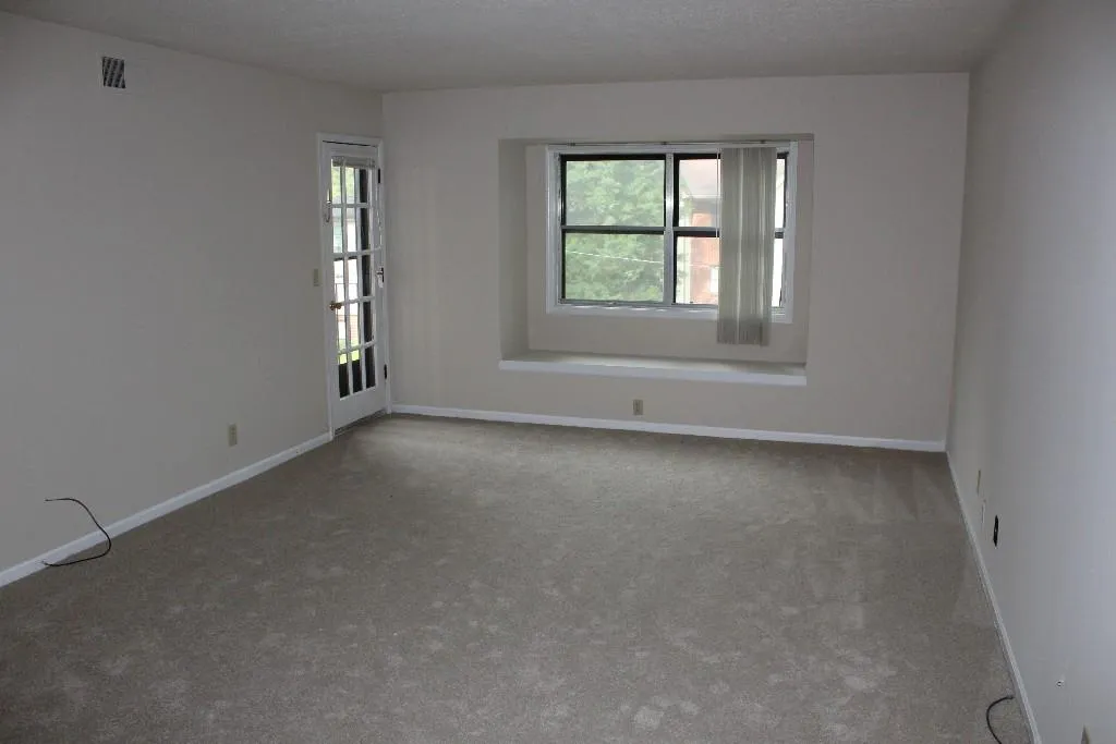6851 Roswell Road Unit N17, Sandy Springs, Georgia 30328, 3 Bedrooms Bedrooms, ,2 BathroomsBathrooms,Residential,Sold,6851 Roswell Road Unit N17,5570837