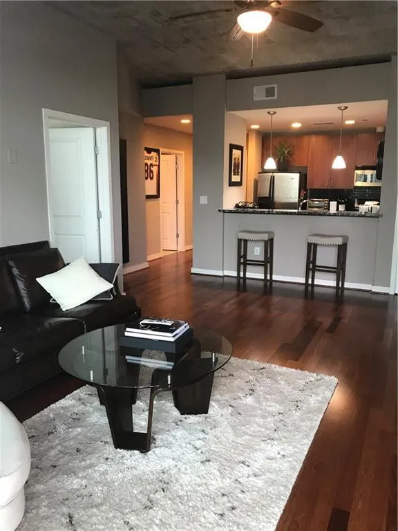 Atlanta, Georgia 30305, 2 Bedrooms Bedrooms, ,2 BathroomsBathrooms,Residential,Sold,5985196