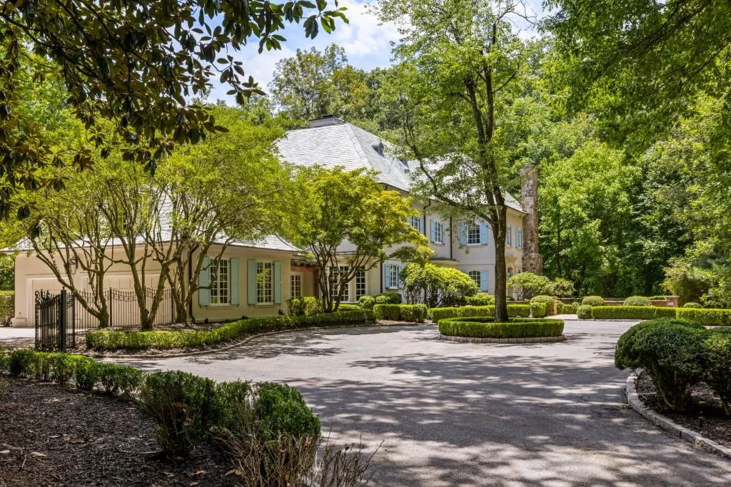 2485 W Wesley Road Nw, Atlanta, Georgia 30327, 7 Bedrooms Bedrooms, 0 ,7 BathroomsBathrooms,Residential,For Sale,2485 W Wesley Road Nw,7795363