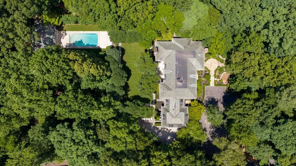 2485 W Wesley Road Nw, Atlanta, Georgia 30327, 7 Bedrooms Bedrooms, 0 ,7 BathroomsBathrooms,Residential,For Sale,2485 W Wesley Road Nw,7795363