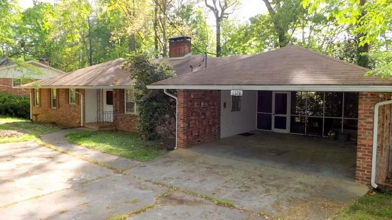 6728 Brandon Mill Road, Sandy Springs, Georgia 30328, 3 Bedrooms Bedrooms, ,2 BathroomsBathrooms,Residential,Sold,6728 Brandon Mill Road,5678671