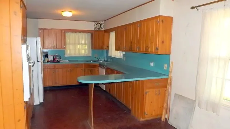 6728 Brandon Mill Road, Sandy Springs, Georgia 30328, 3 Bedrooms Bedrooms, ,2 BathroomsBathrooms,Residential,Sold,6728 Brandon Mill Road,5678671