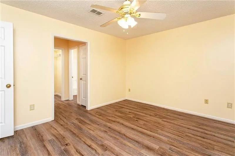 511 Abingdon Way, Sandy Springs, Georgia 30328, 2 Bedrooms Bedrooms, ,2 BathroomsBathrooms,Residential,For Sale,511 Abingdon Way,7764801