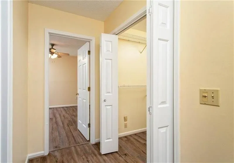 511 Abingdon Way, Sandy Springs, Georgia 30328, 2 Bedrooms Bedrooms, ,2 BathroomsBathrooms,Residential,For Sale,511 Abingdon Way,7764801
