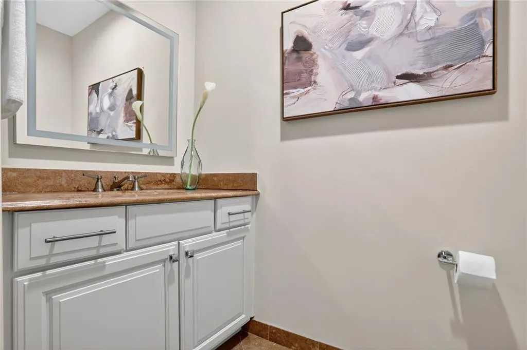 Half bathroom in Hall Half bathroom in Hall